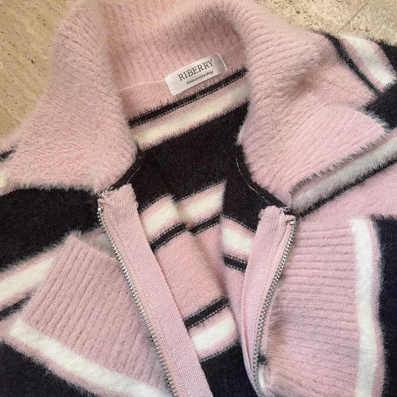 Blackpink faux fur polo oversized sweater