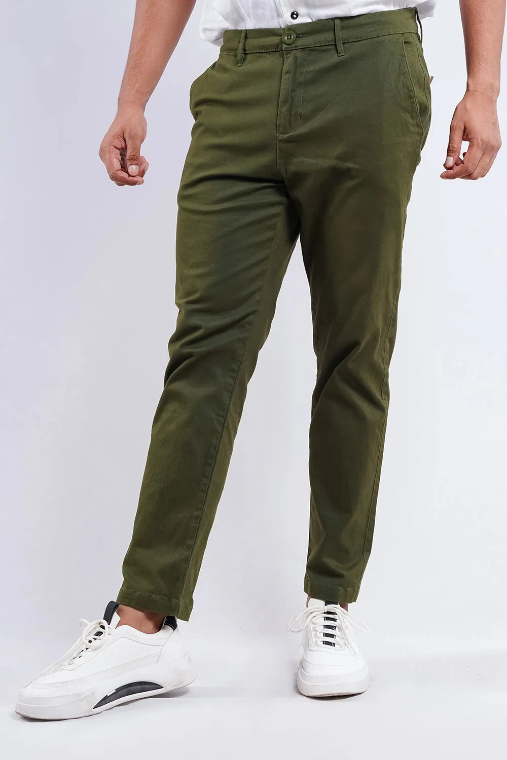 Classic Fit Chinos