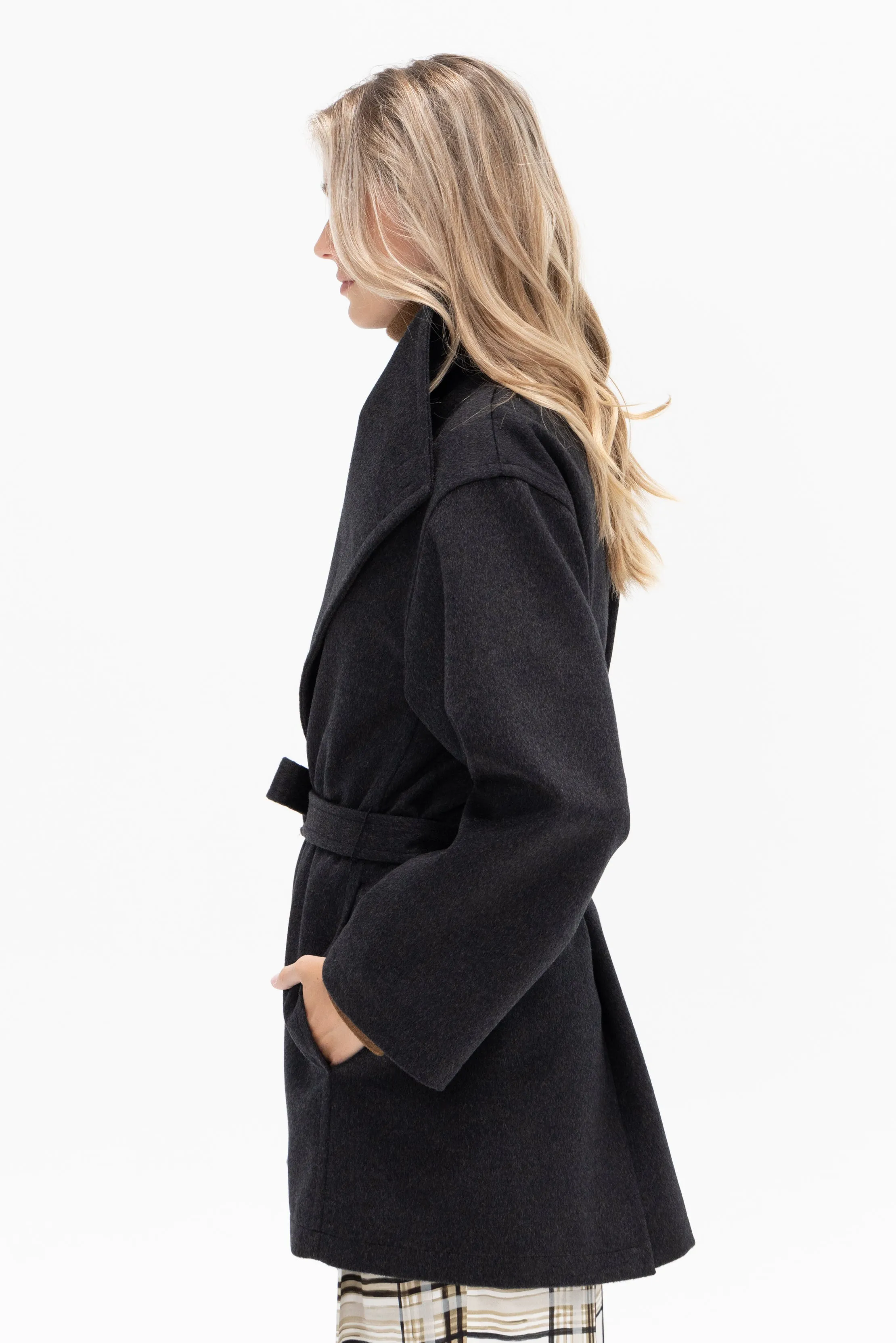 Coat, Anthracite