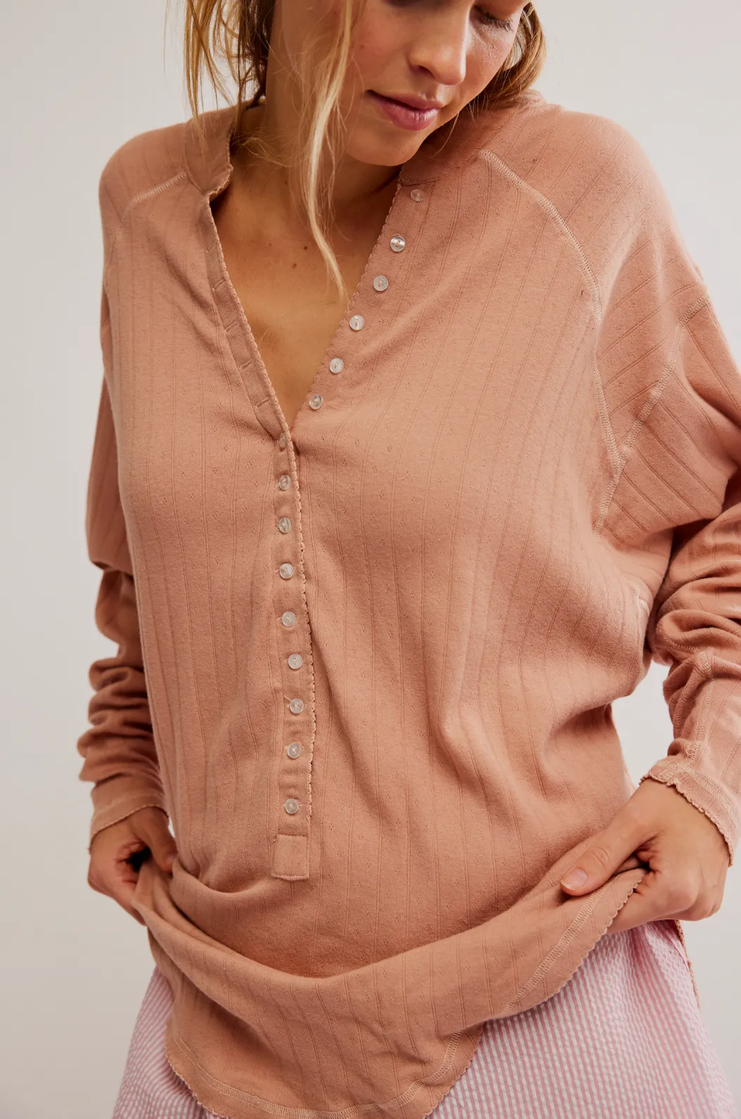 Coffee Chat Pullover Tan