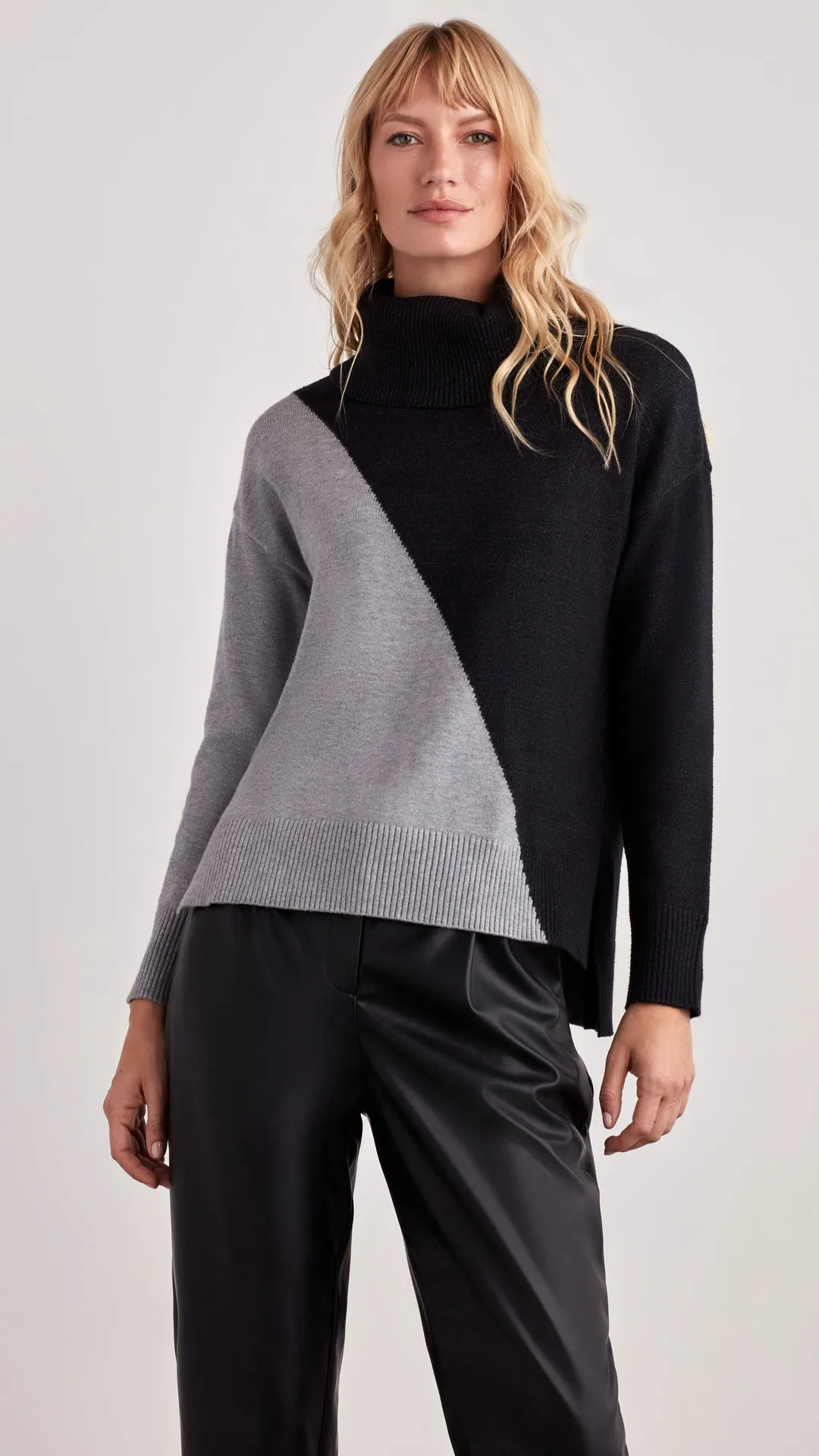 COLORBLOCK SWEATER