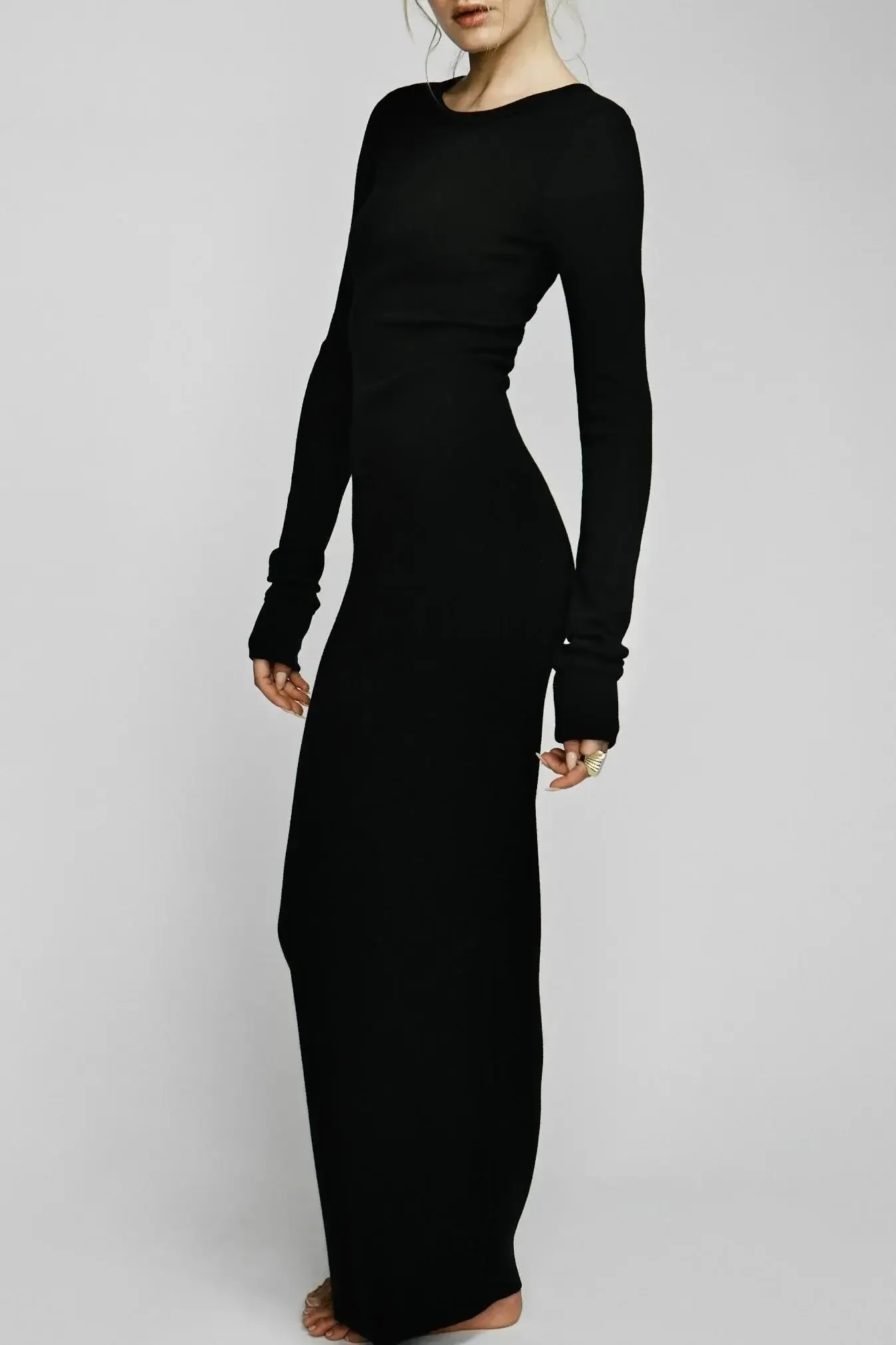 Eterne - Long Sleeve Crewneck Maxi dress in black