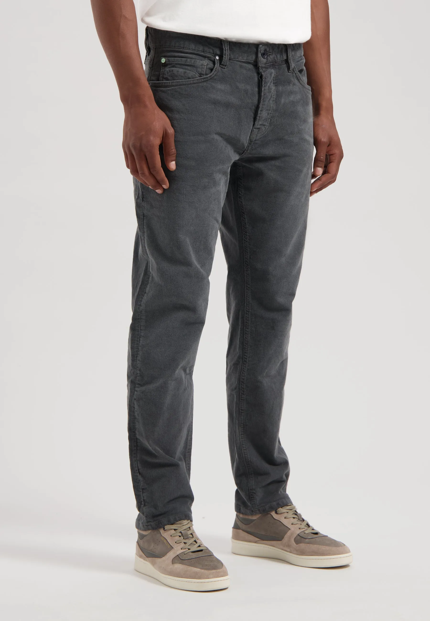 Gent D Loose Tapered Fit Faded Ribcord