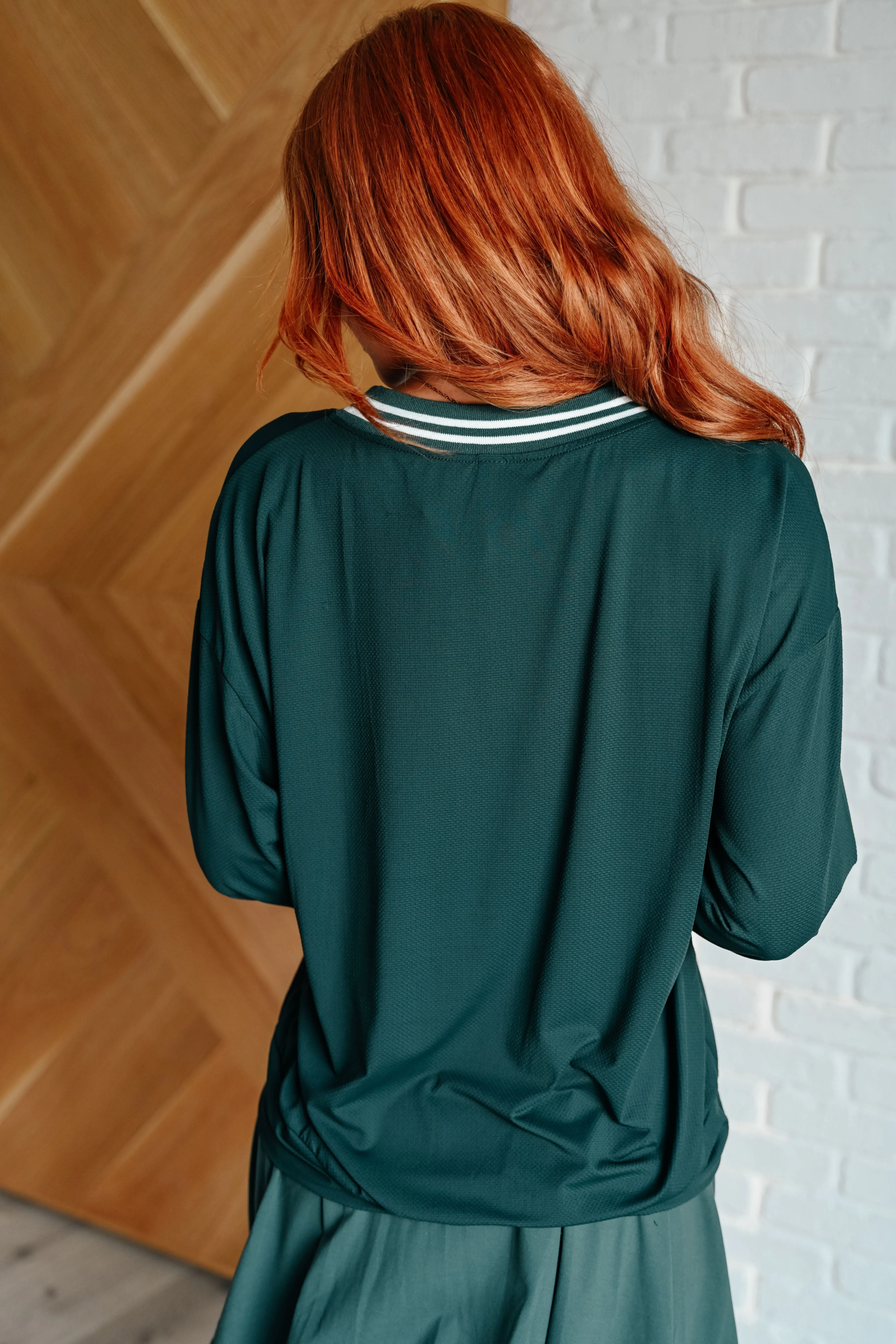 Ivy League V-Neck Pullover in Midnight Green