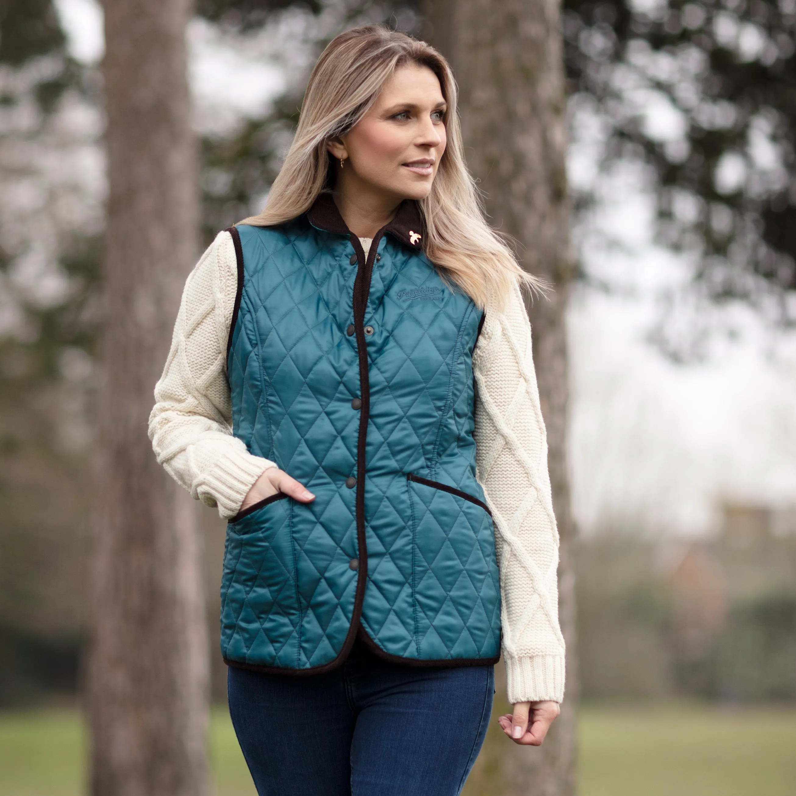 Moorland Quilted Gilet - Petrol/Sand