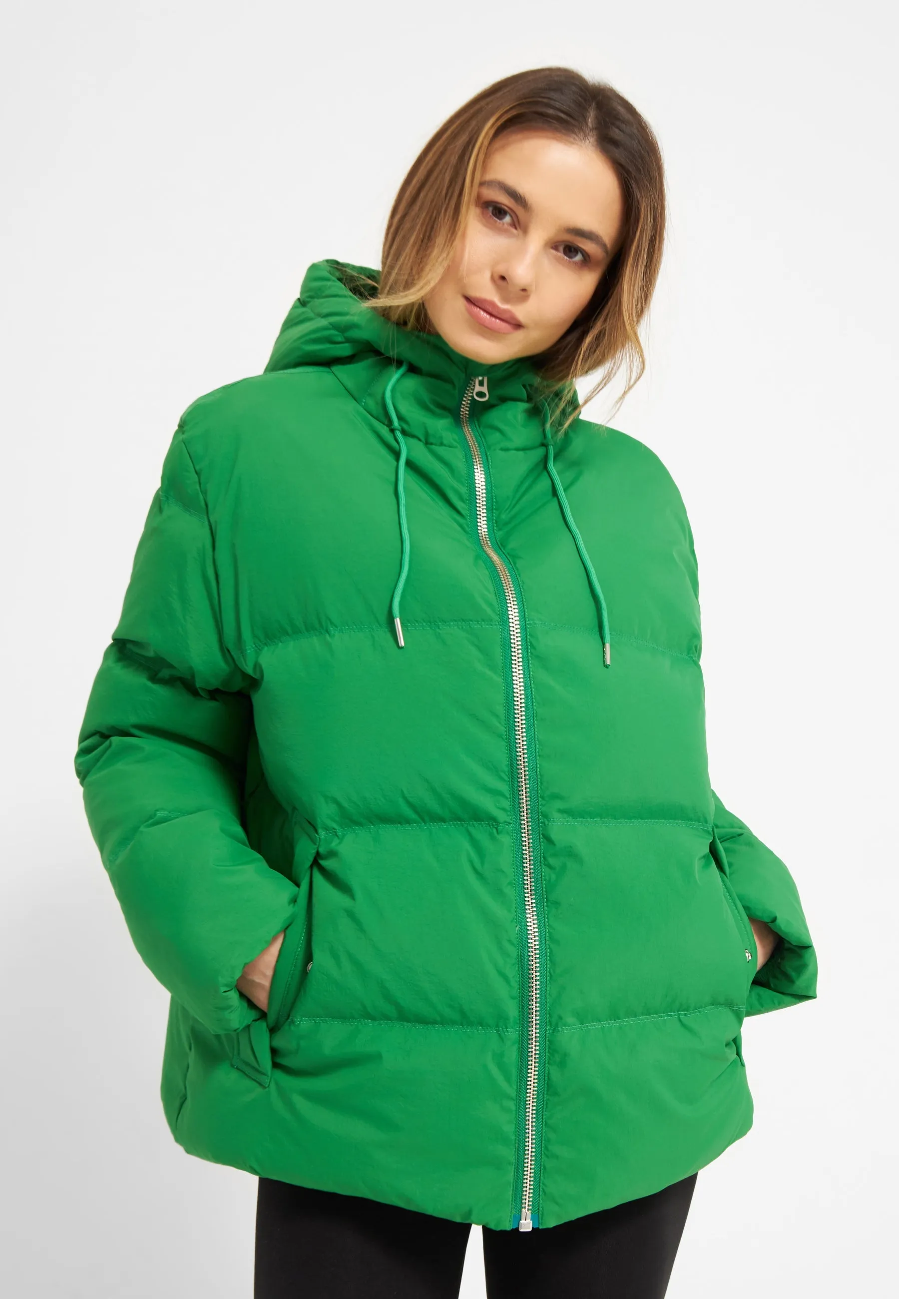 Short Hooded Puffer Jacket Green