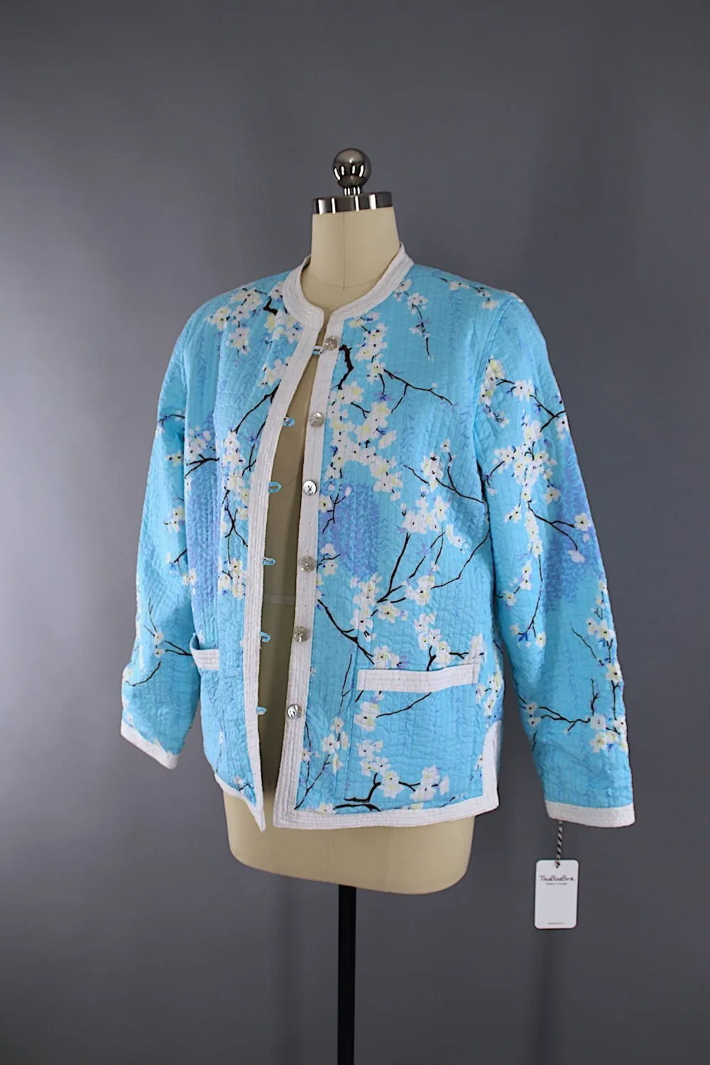 Vintage 1980s Cotton Kantha Quilted Jacket / Reversible Blue Cherry Blossom / White Eyelet