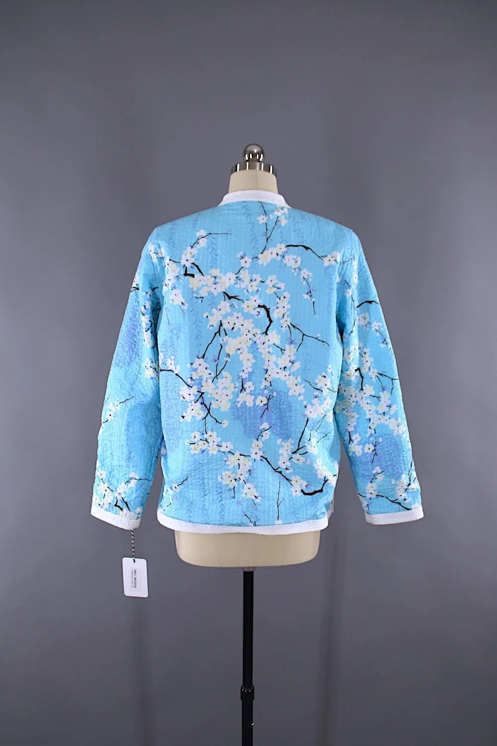 Vintage 1980s Cotton Kantha Quilted Jacket / Reversible Blue Cherry Blossom / White Eyelet