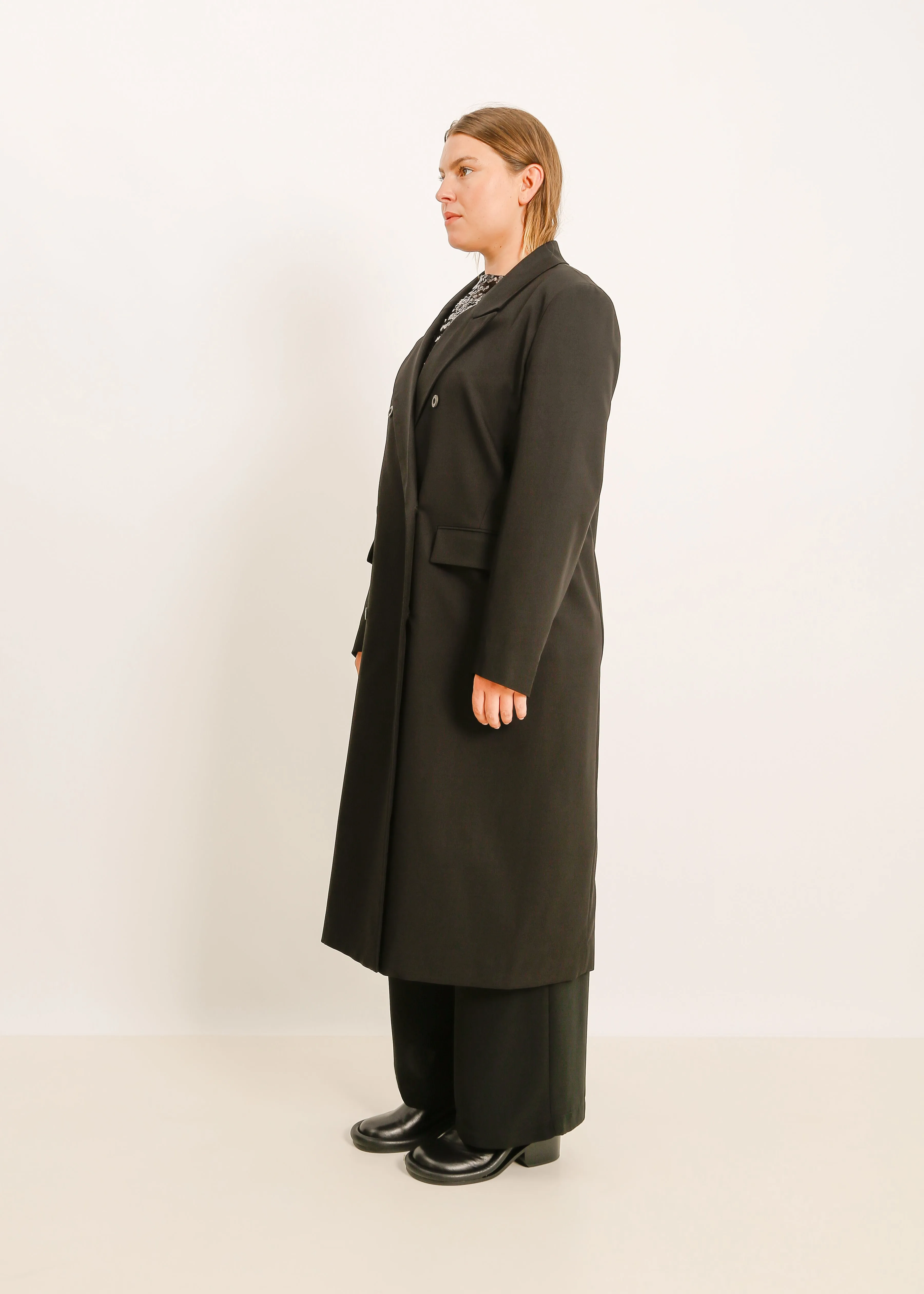 W24 | RIVER COAT / BLACK