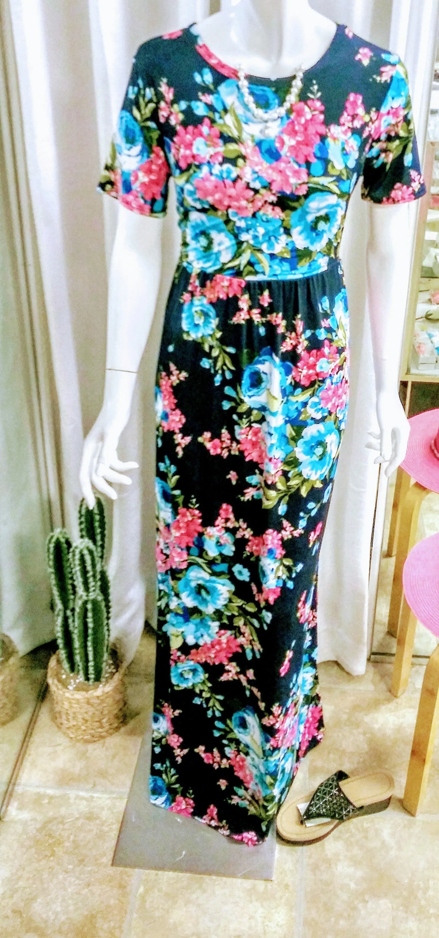 Women's Maxi Dresses Navy - Navy & Teal Floral Racerback Maxi Dress - Women