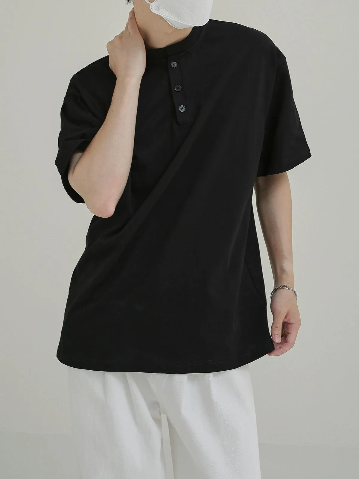 Zhou Thin Henley Collared T-Shirt